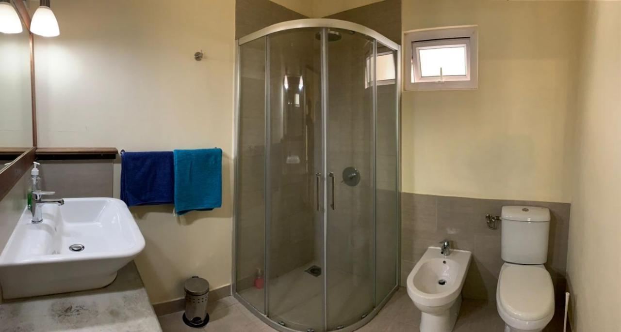 Beautique Studio 49 Apartment Coteau Raffin Bagian luar foto