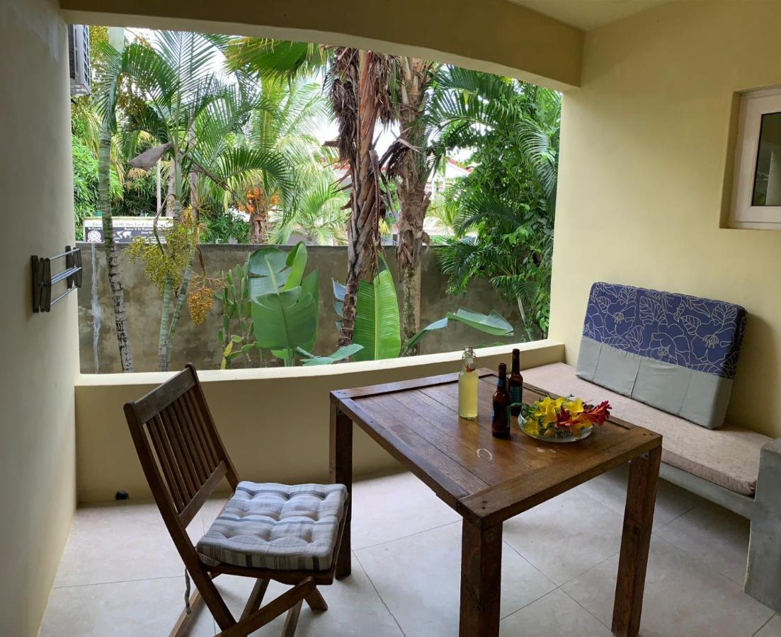 Beautique Studio 49 Apartment Coteau Raffin Bagian luar foto