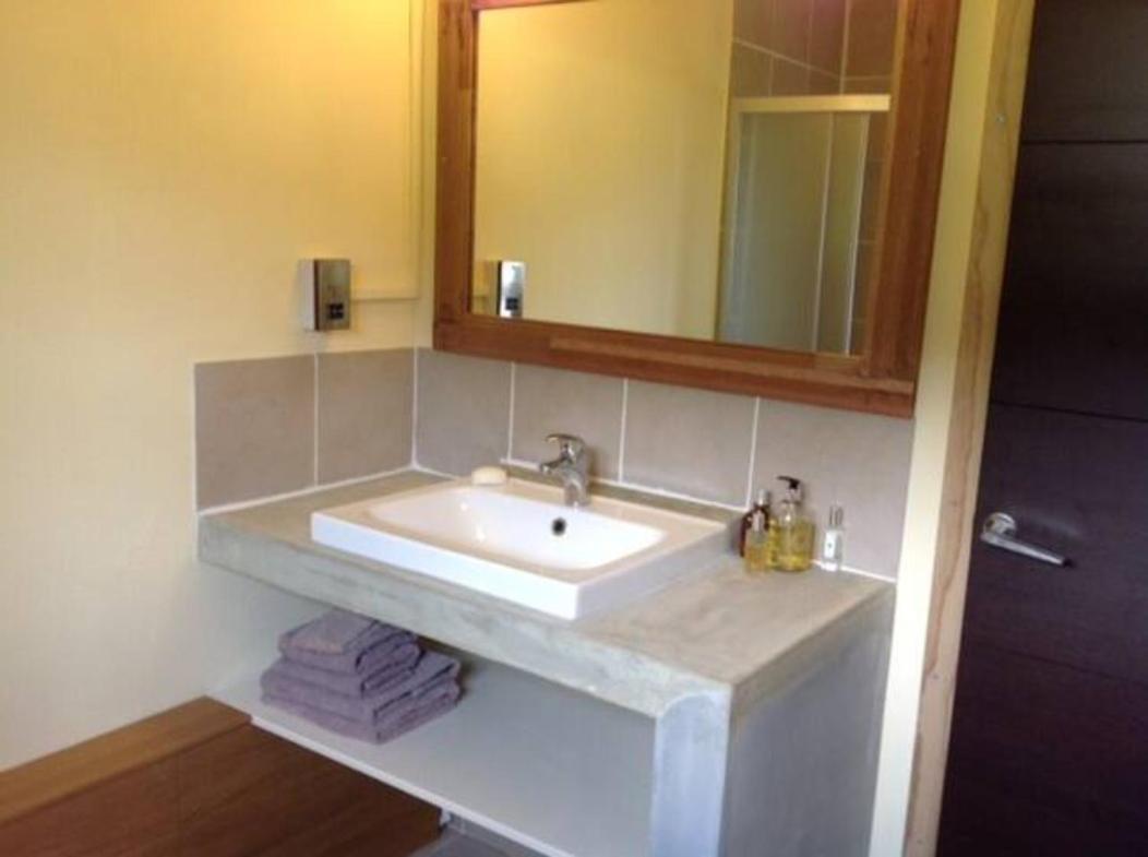 Beautique Studio 49 Apartment Coteau Raffin Bagian luar foto